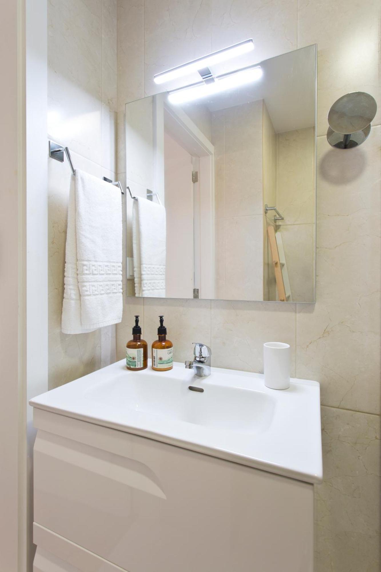 Casa Roberto - Studio Apartment, Lift, Ac, Car Parking - Extra Porto Bagian luar foto